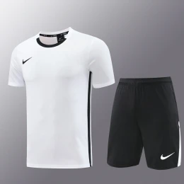 Футбольная форма Nike white/black #1