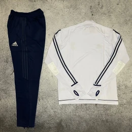 Костюм Juventus white/navy #2
