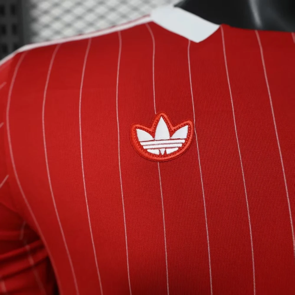 Футболка Man United Terrace Icons red #4
