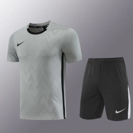 Футбольная форма Nike grey/black #1