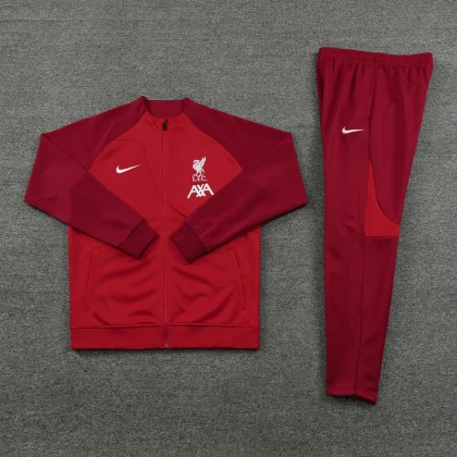 Костюм Liverpool red