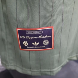 Футболка Bayern Terrace Icons khaki #3