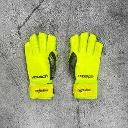 Вратарские перчатки Reusch Mega Grip black/green #2