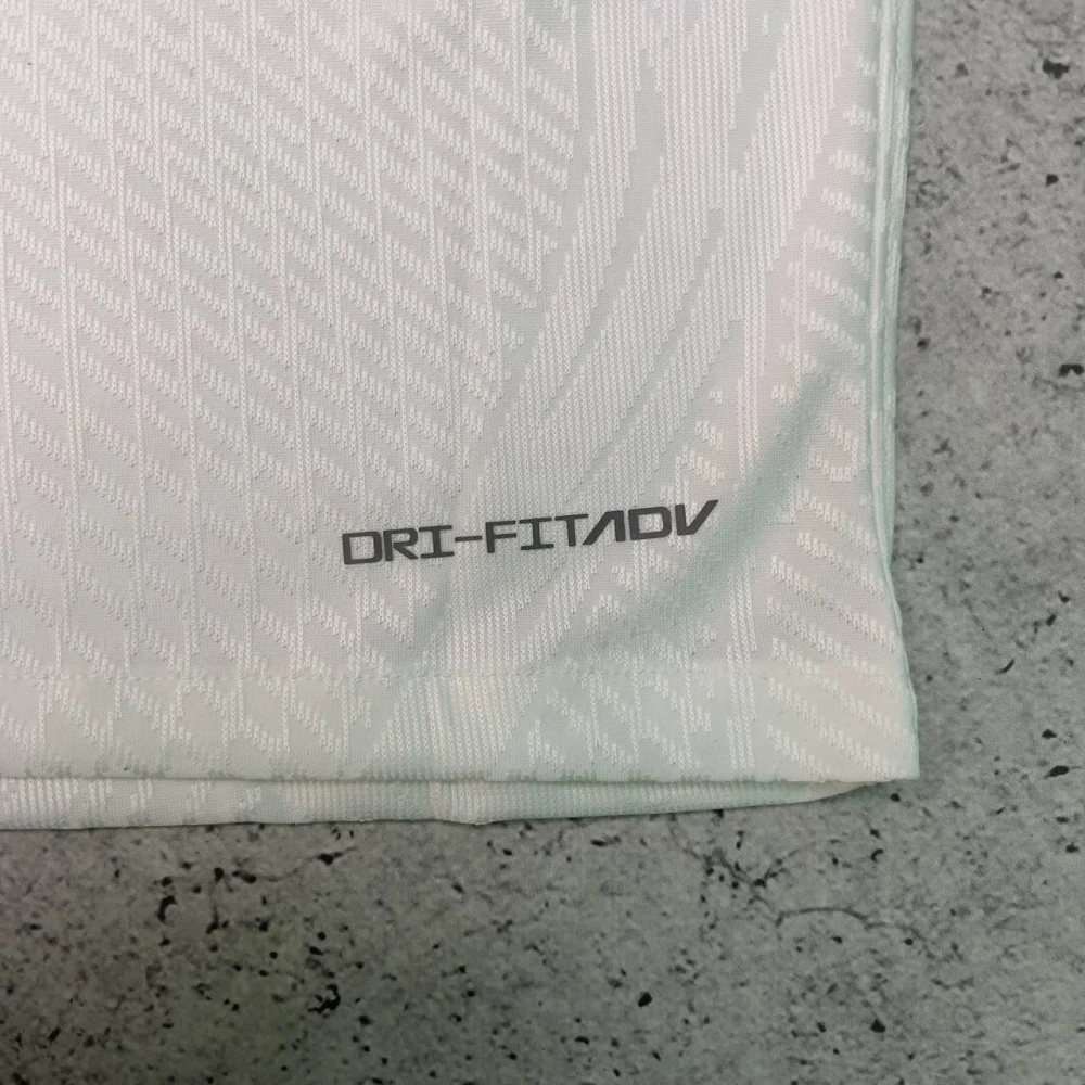 Футболка Liverpool Away 23/24 Top white/green #4