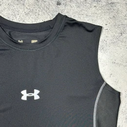 Термо футболка Under Armour SL black #3