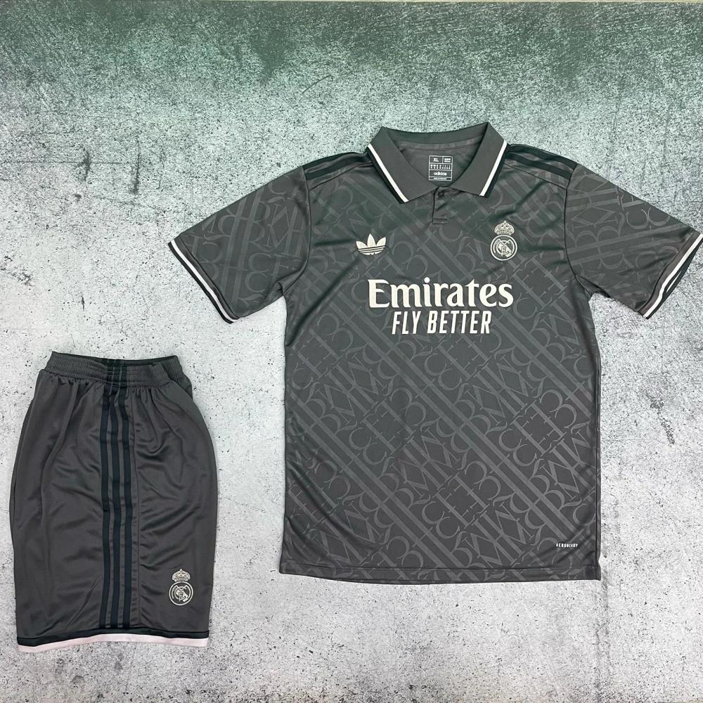 Футбольная форма Real Madrid Third 24/25 grey #1