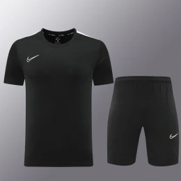 Футбольная форма Nike black/white #2