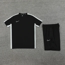 Футбольная форма Nike black/white #4