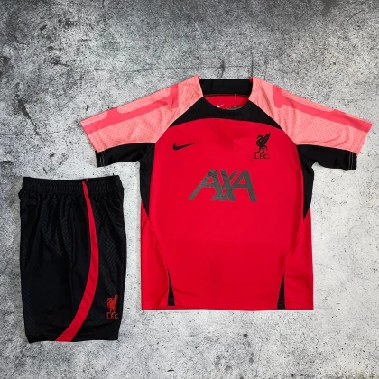 Футбольная форма Liverpool Training red/black